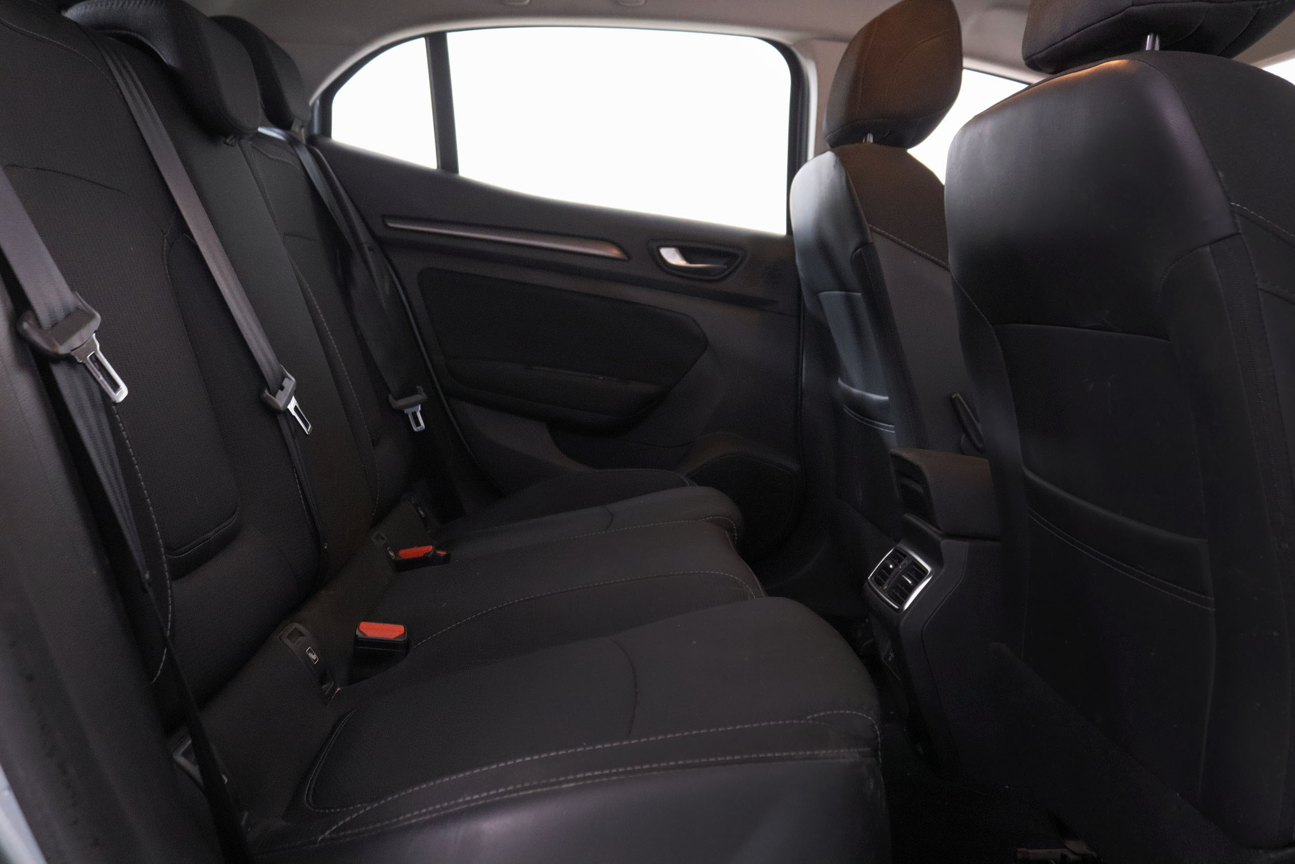 Renault Mégane 1.5 Bluedci EDC - foto 21