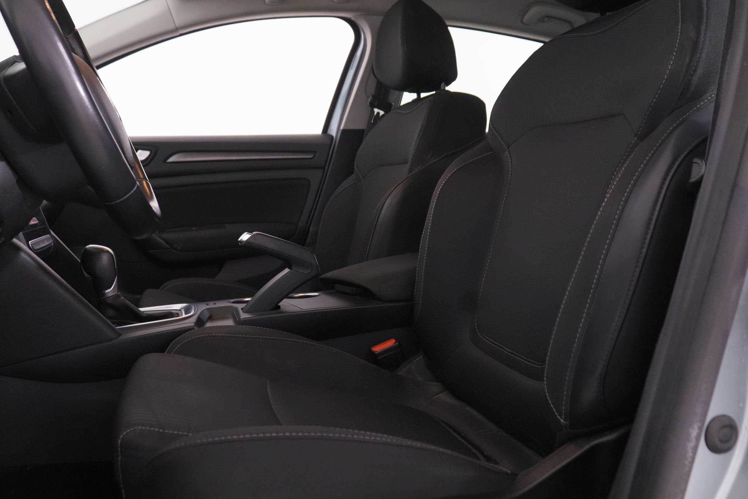 Renault Mégane 1.5 Bluedci EDC - foto 19