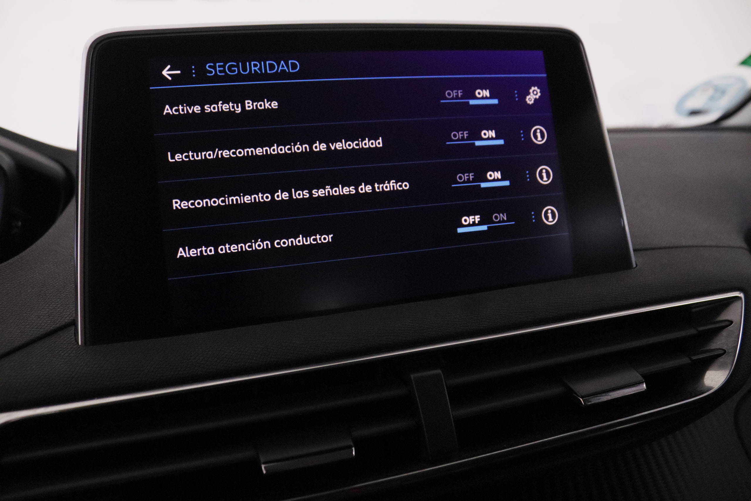 Peugeot 3008 1.5 BlueHDi Active Pack - foto 17