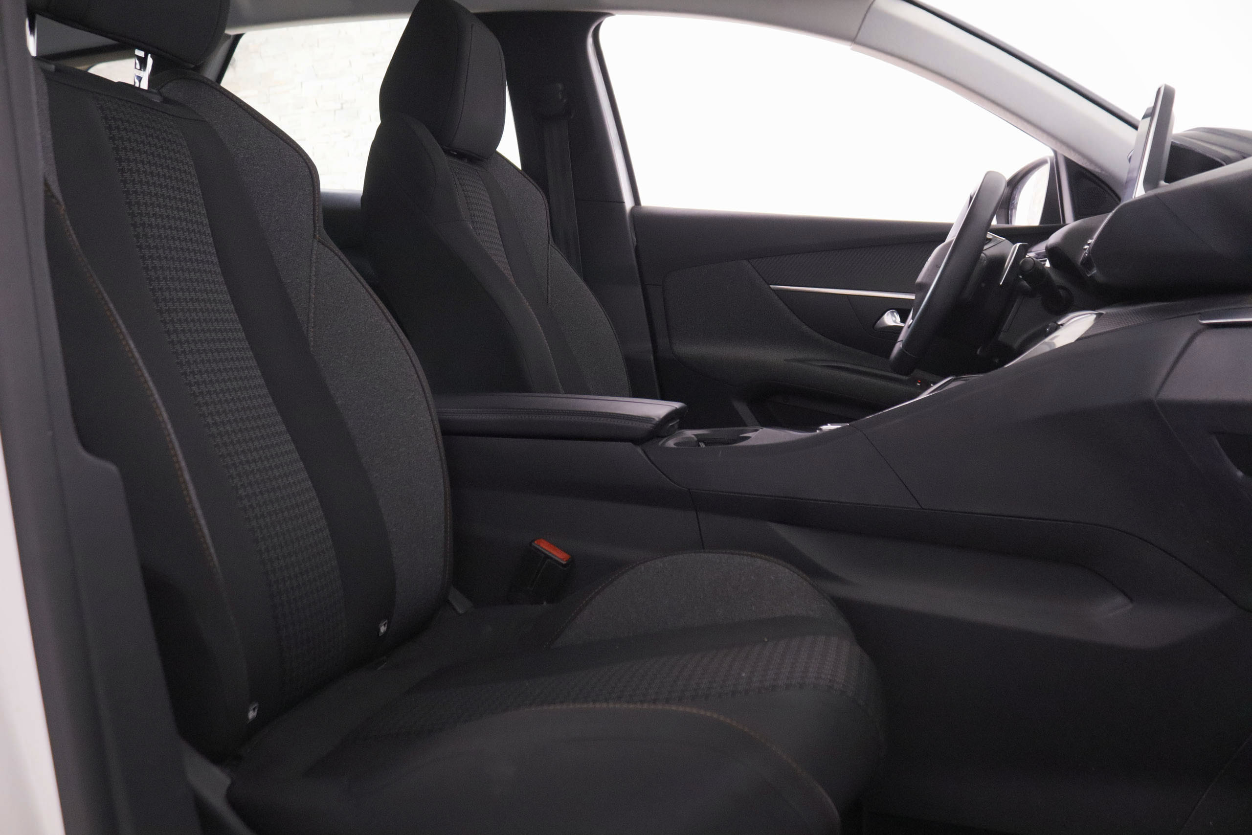 Peugeot 3008 1.5 BlueHDi Active Pack - foto 22
