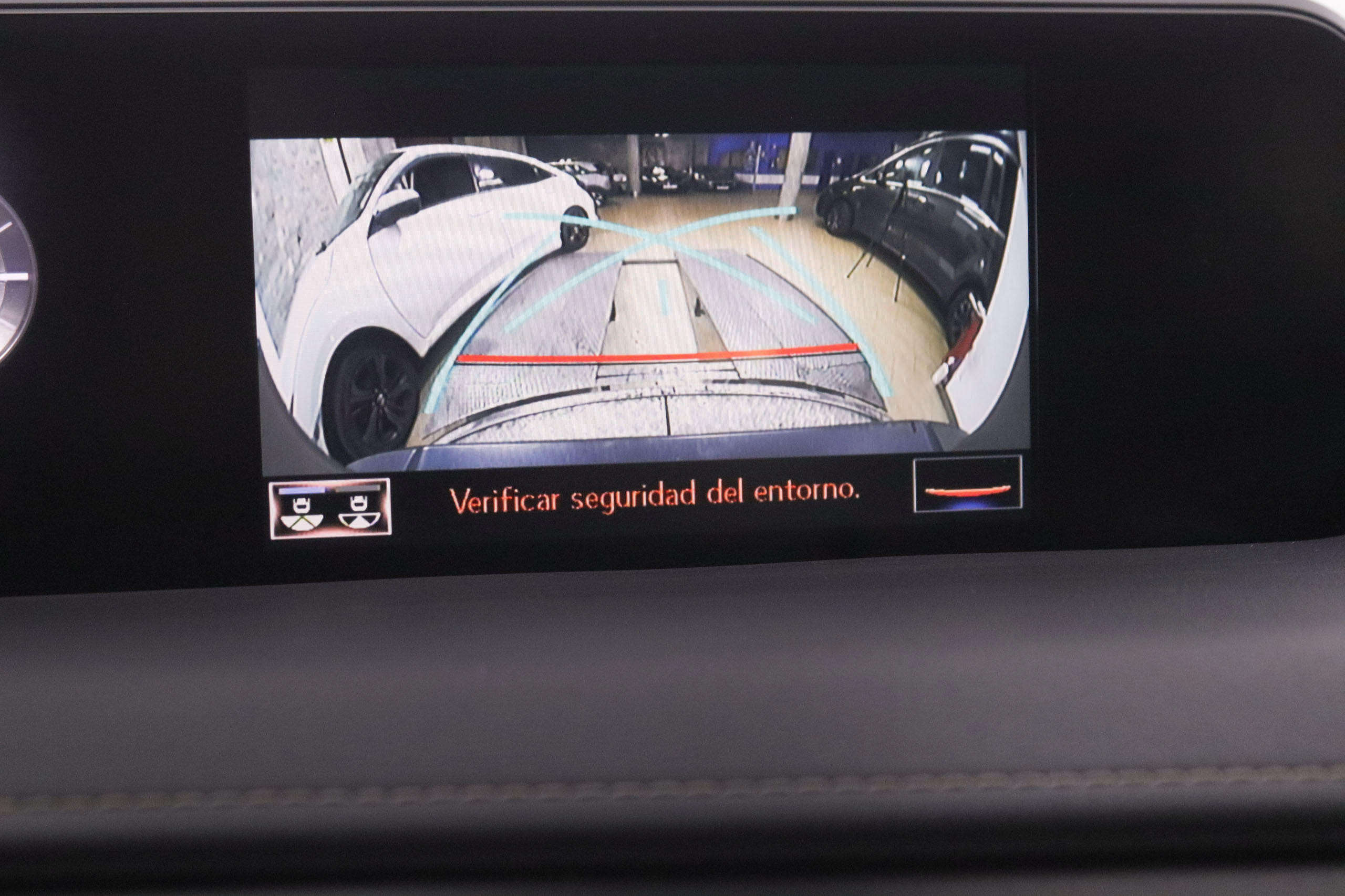 Lexus UX UX250h Business Navigation - foto 14
