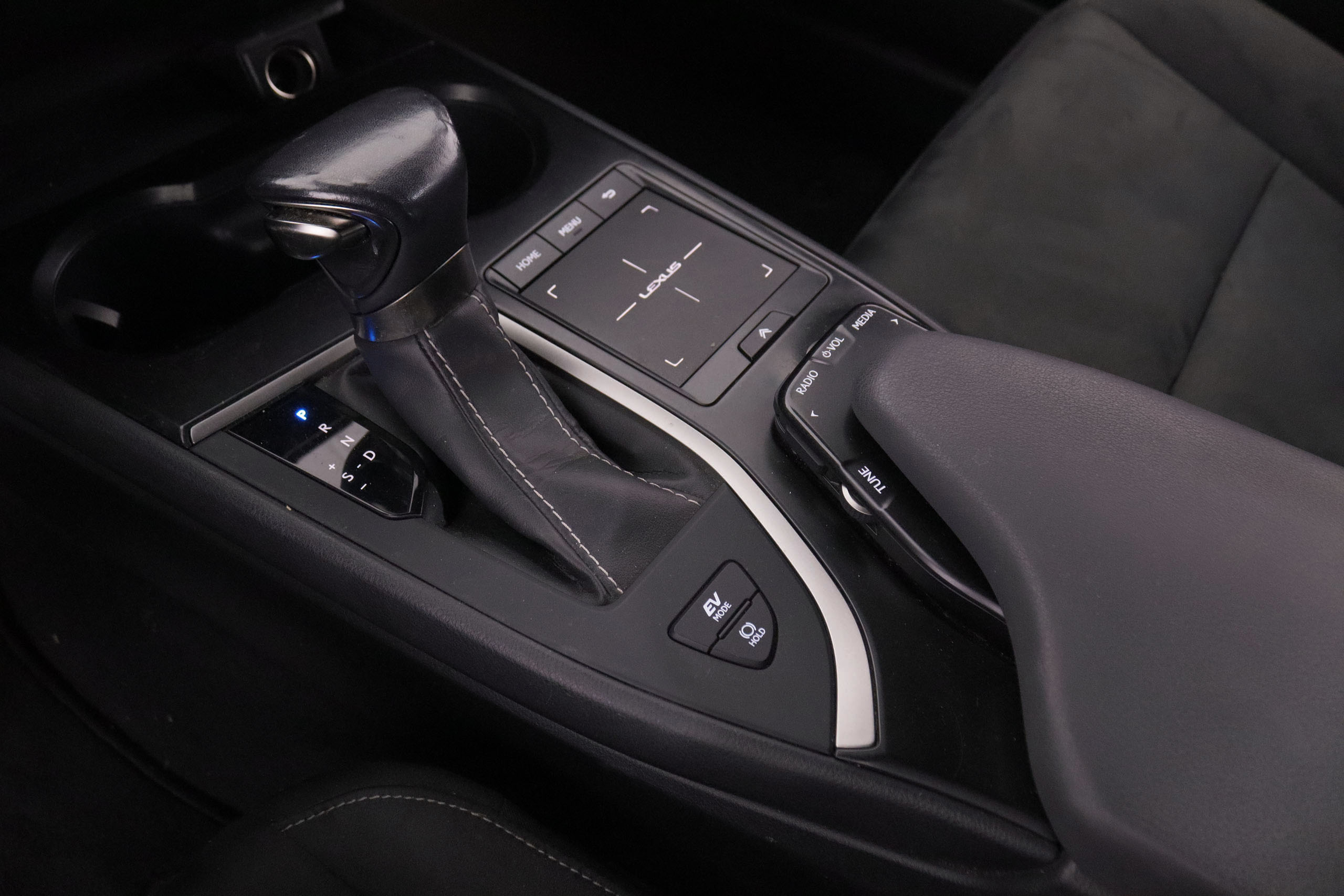Lexus UX UX250h Business Navigation - foto 17