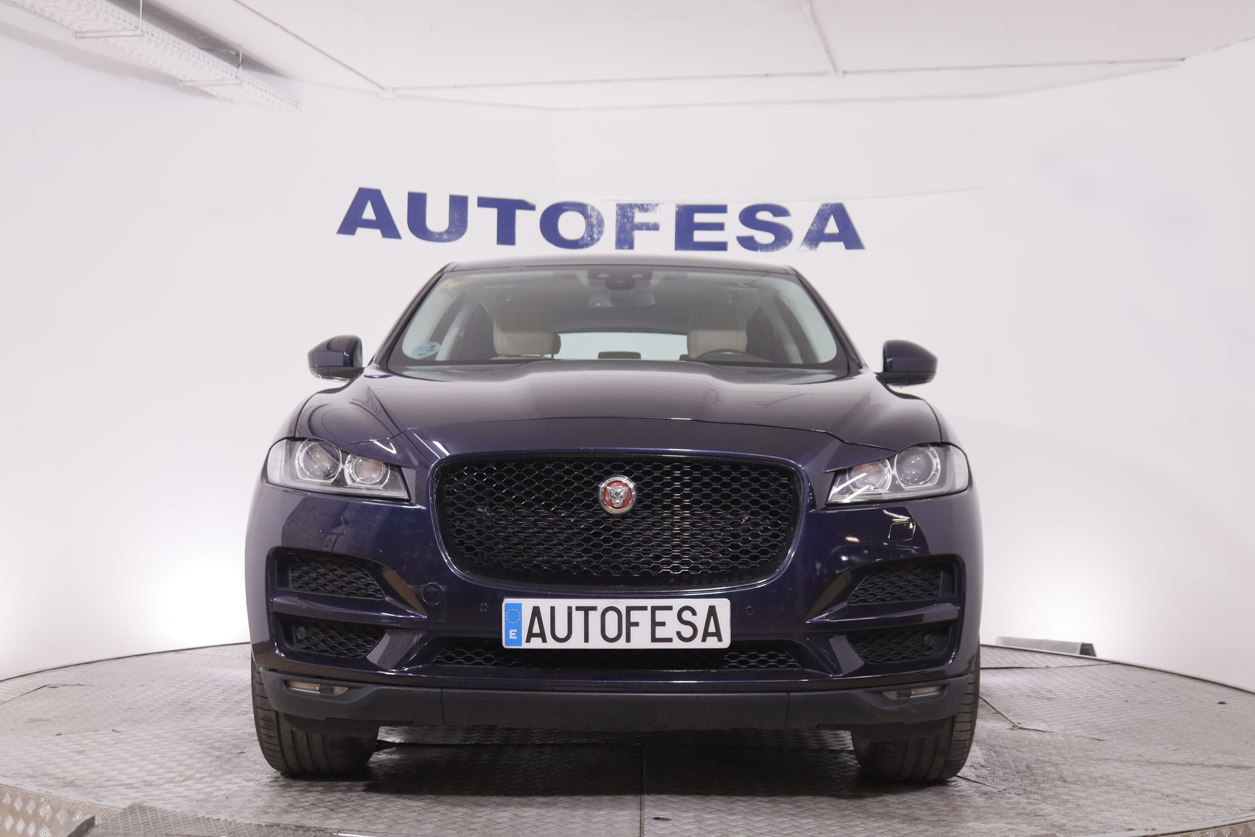 Jaguar F-Pace 2.0 I4D Prestige AWD - foto 2