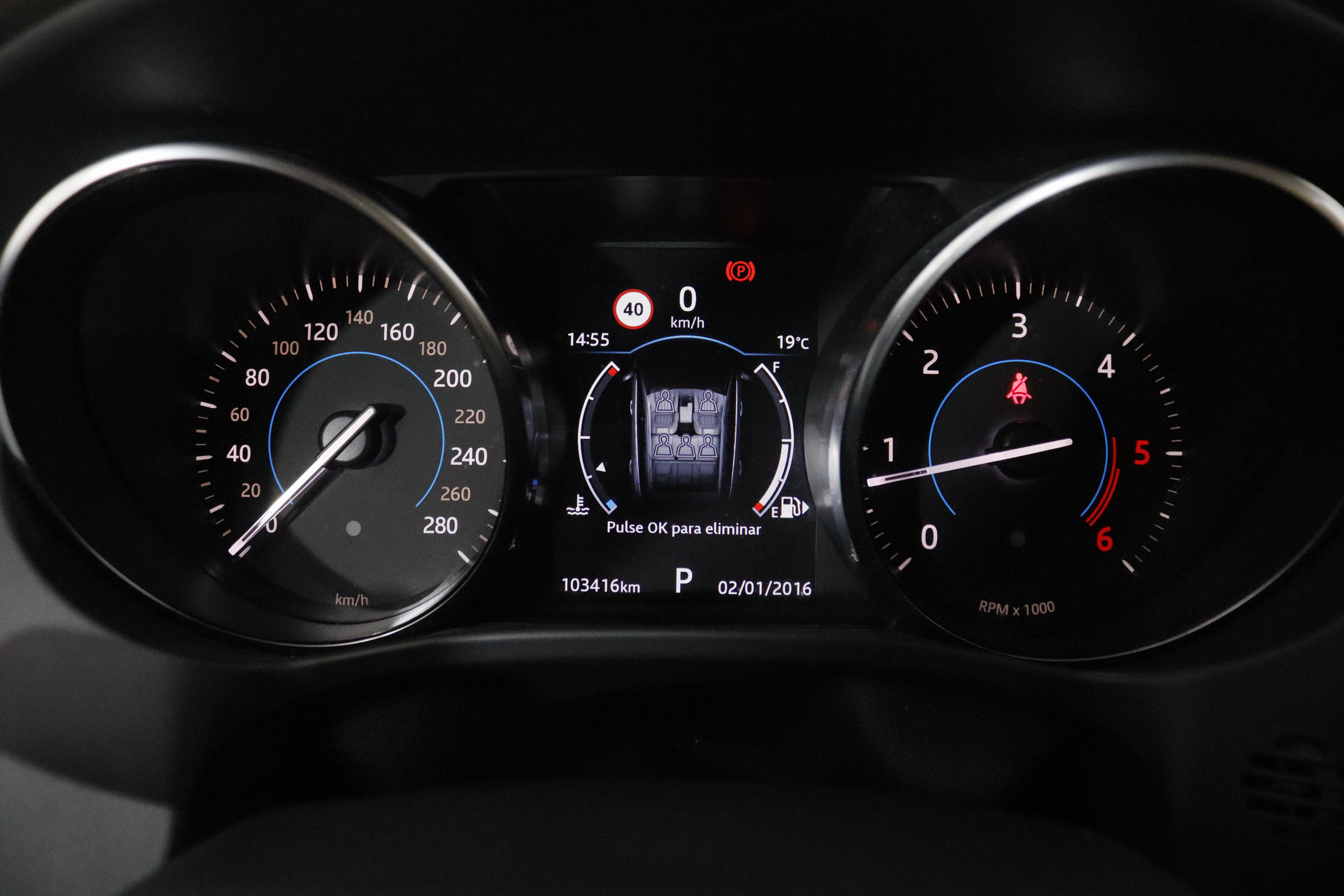 Jaguar F-Pace 2.0 I4D Prestige AWD - foto 17