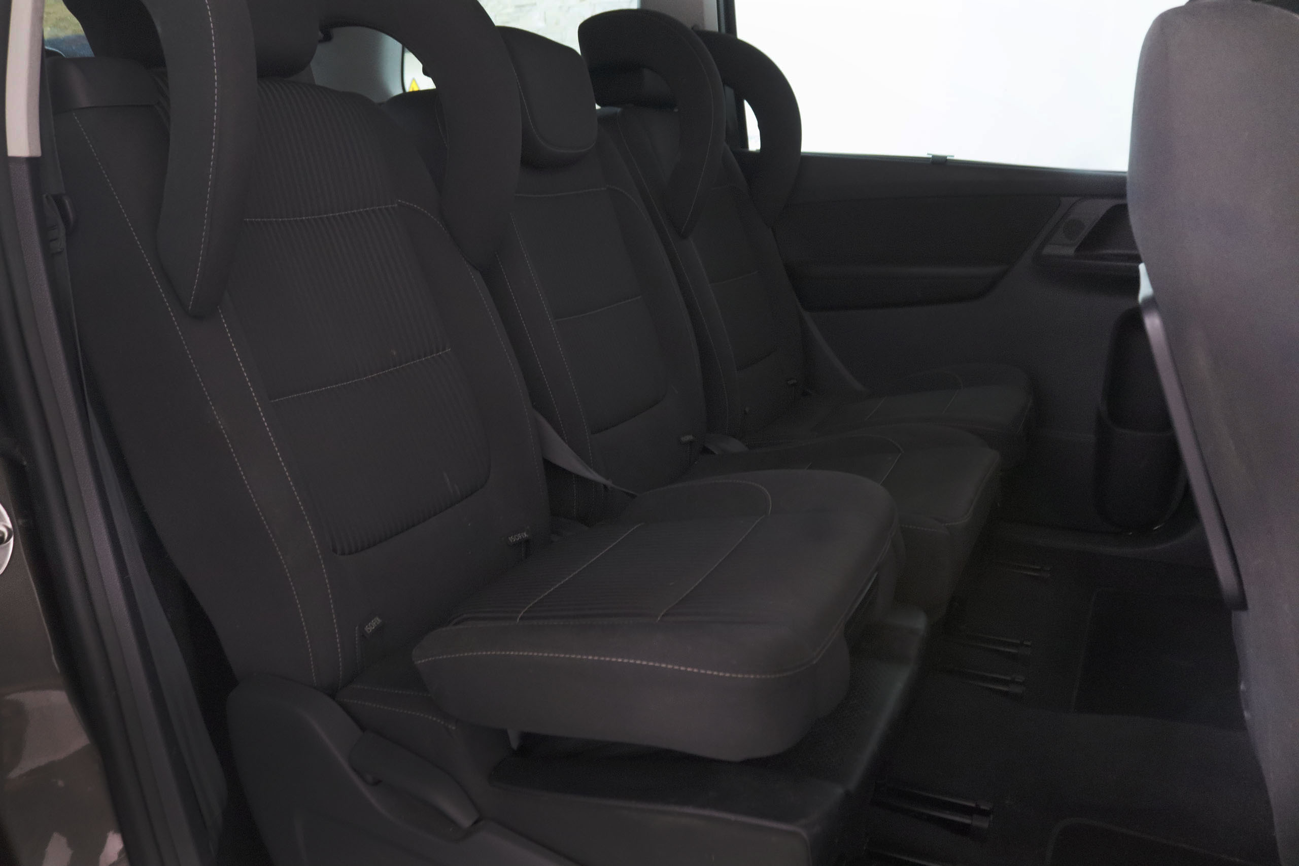 SEAT Alhambra 2.0 TDI I-Tech DSG 7 plazas - foto 23