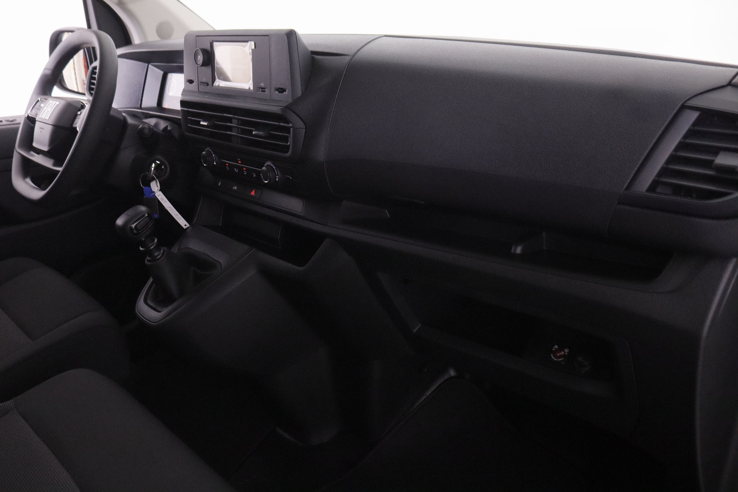 Fiat Scudo Furgo 1.5 D M Venta Solo Profesionales - foto 12