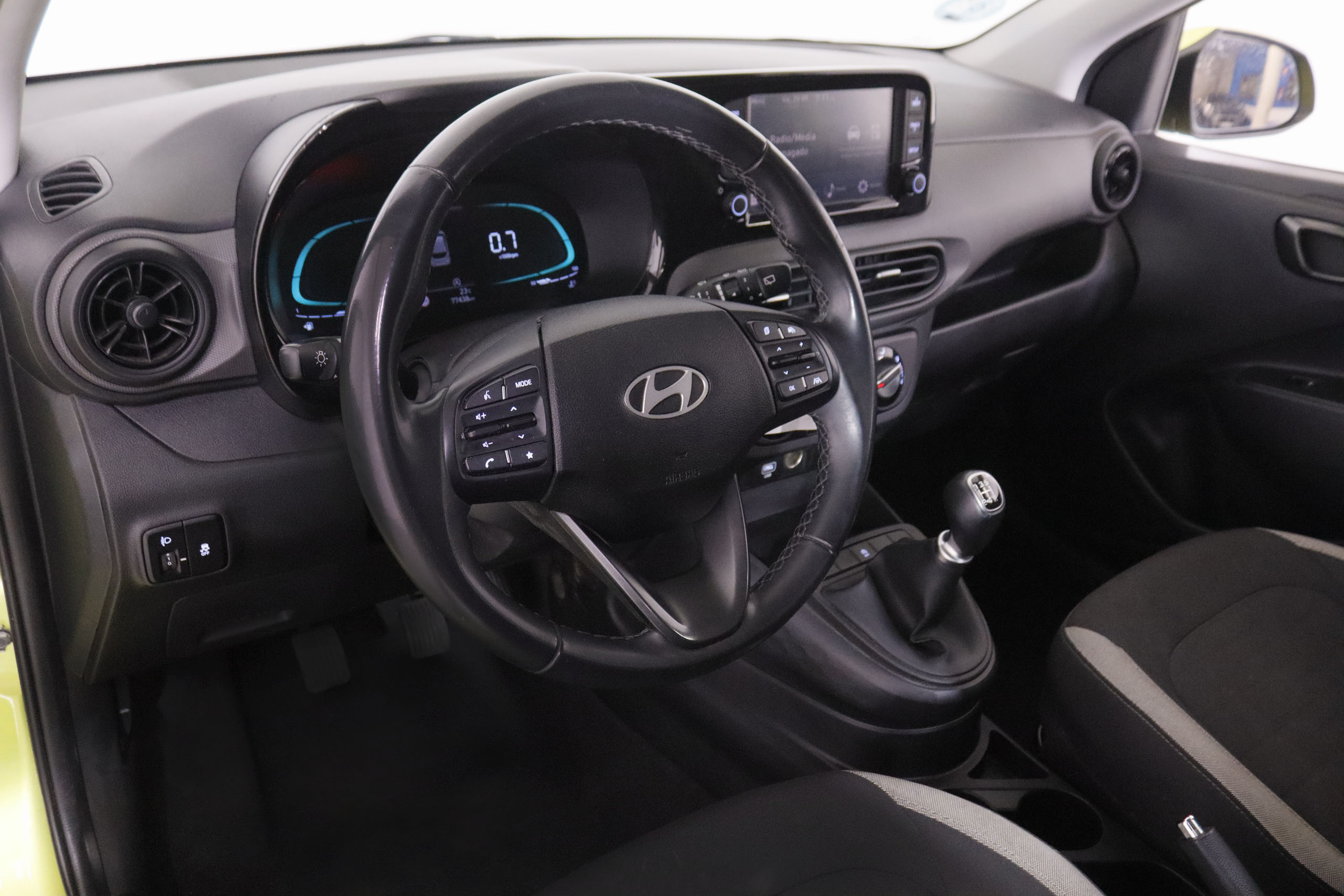 Hyundai i10 1.0 Klass - foto 11