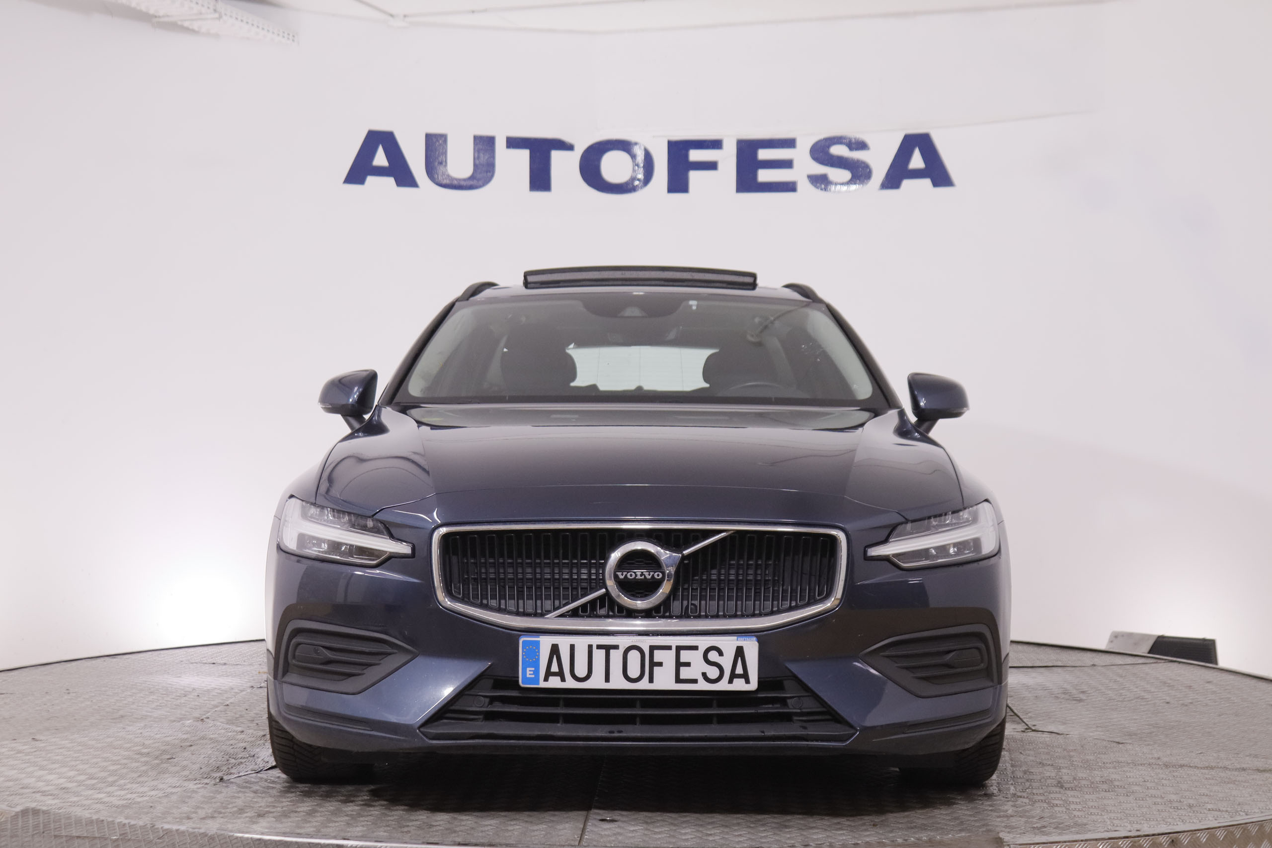 Volvo V60 2.0 B4 Diesel Momentum Business - foto 2