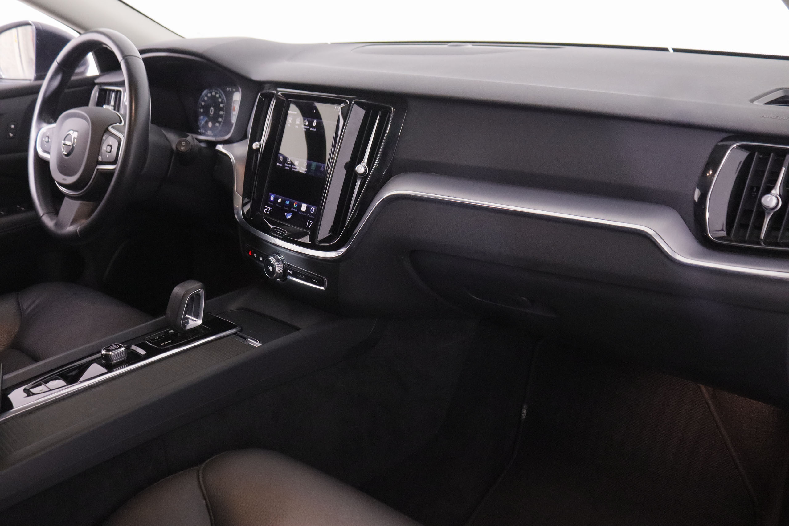 Volvo V60 2.0 B4 Diesel Momentum Business - foto 13