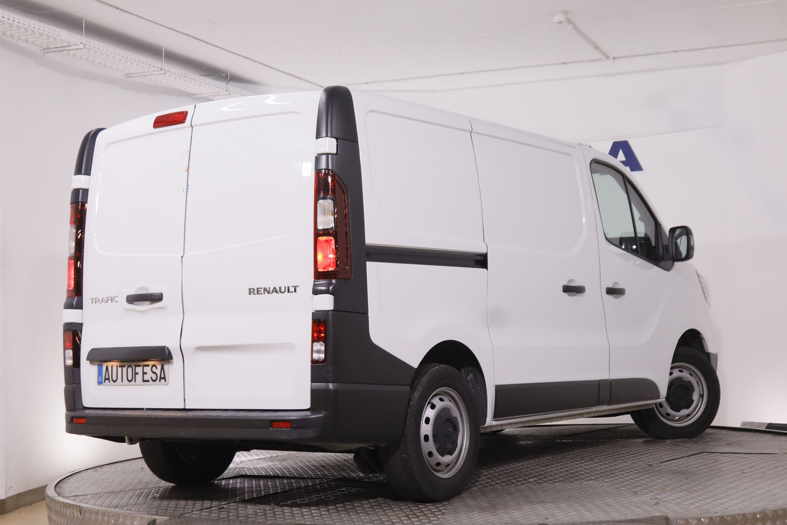 Renault Trafic 2.0 BlueHDi L1H1 Venta Solo Profesional - foto 2