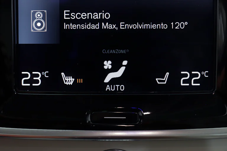 Volvo S90 2.0 D5 INSCRIPTION 235cv 4p S/S # NAVY, TECHO, CUERO, CAMARA foto 28
