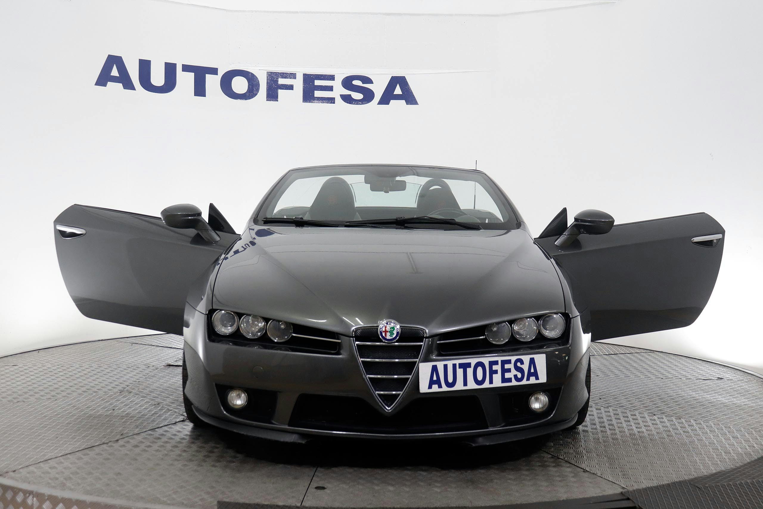 Alfa Romeo Spider 2.4 JTDm 200cv Distinctive 2p - Foto 11