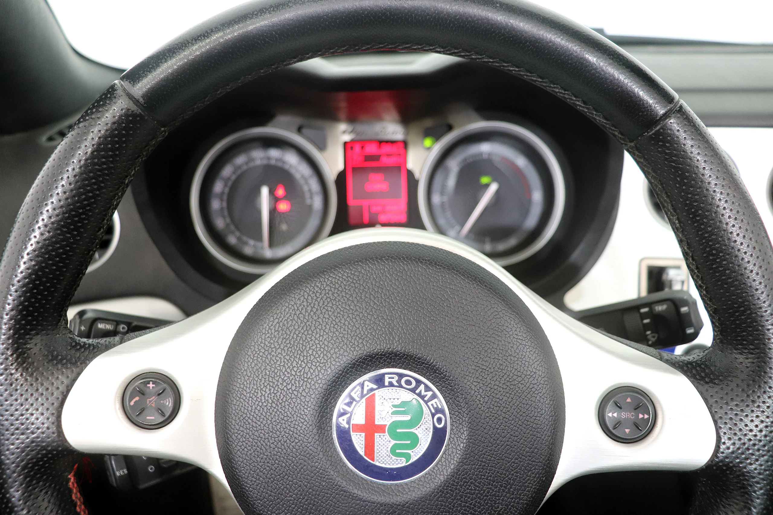 Alfa Romeo Spider 2.4 JTDm 200cv Distinctive 2p - Foto 18