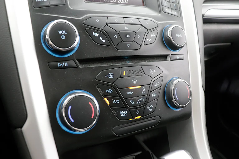 Ford Mondeo 2.0 TDCi 150cv Trend 5p Powershift Auto S/S #IVA DEDUCIBLE, NAVY, LIBRO, LEVAS, BLUETOOTH foto 26
