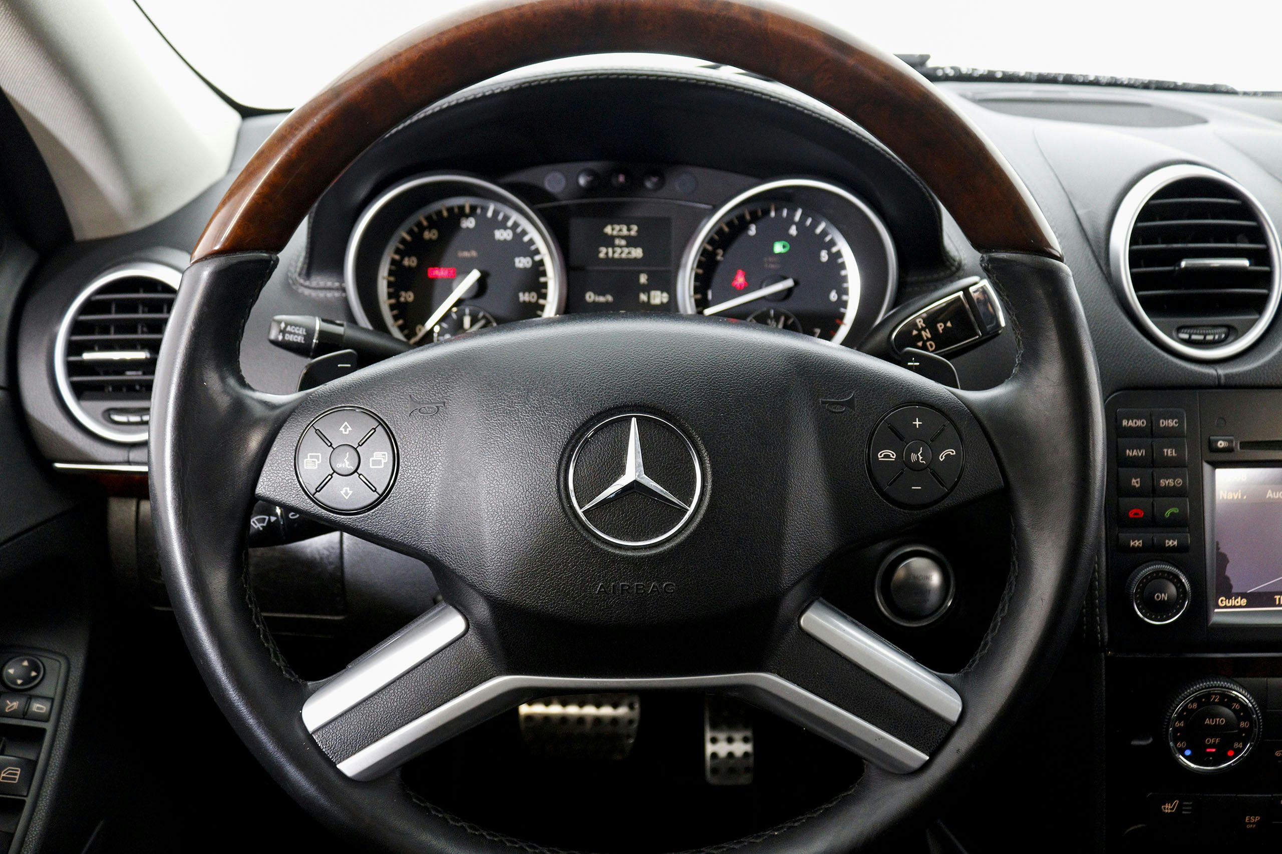 Mercedes-benz Gl 450 AMG Line 340cv 7 plz Auto. #NAVY, TECHO, CUERO, CAMARA, BLUETOOTH - Foto 18