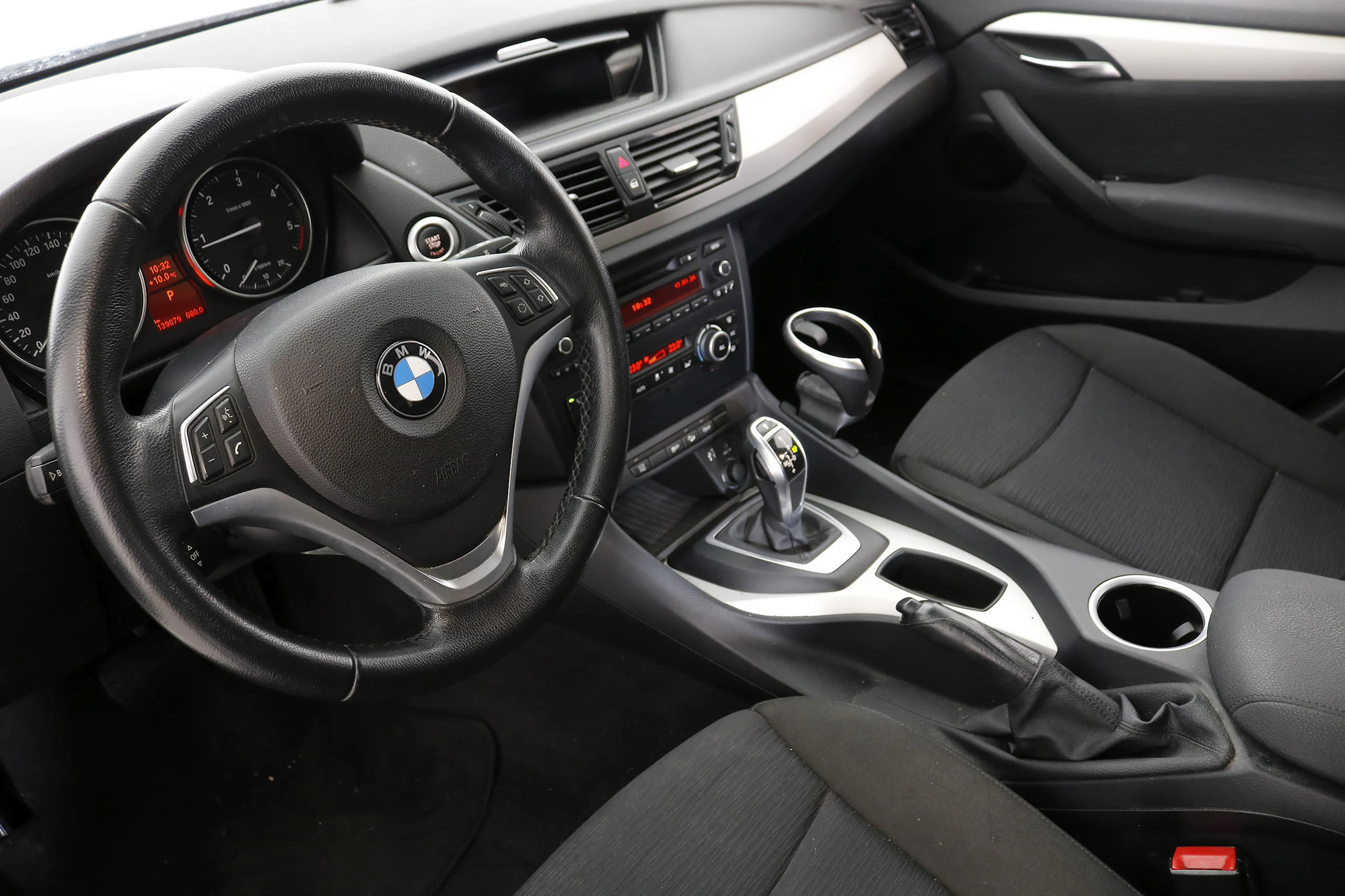 BMW X1 xDrive 18dA Auto 143cv 5p # LIBRO REVISION,PARKTRONIC - Foto 17