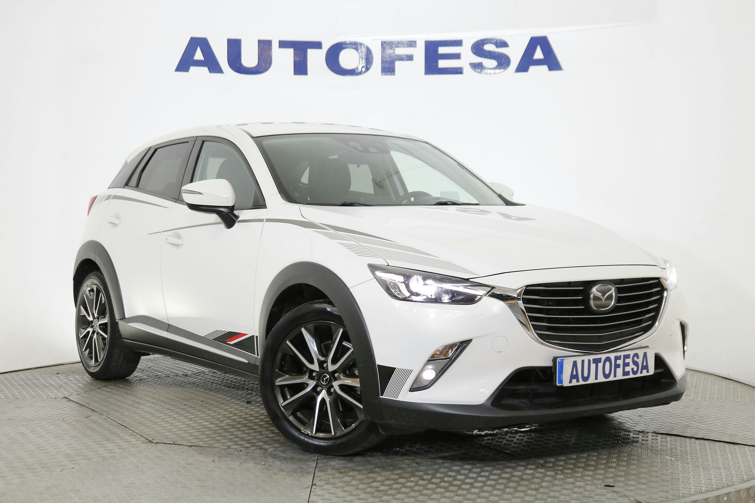 Mazda Cx-3 1.5L SKYACTIV-D 105cv LUXURY 5P # NAVY,CAMARA - Foto 3