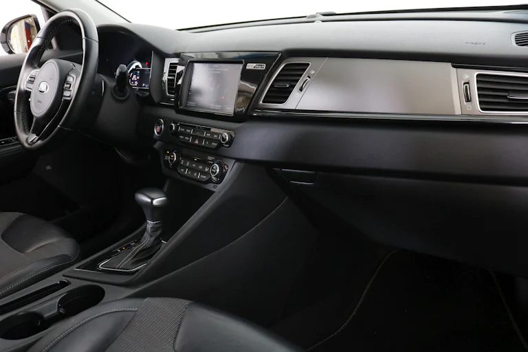 Kia Niro 1.6 PHEV Emotion Auto Hibrido Enchufable 141cv 5P # IVA DEDUCIBLE,NAVY foto 18