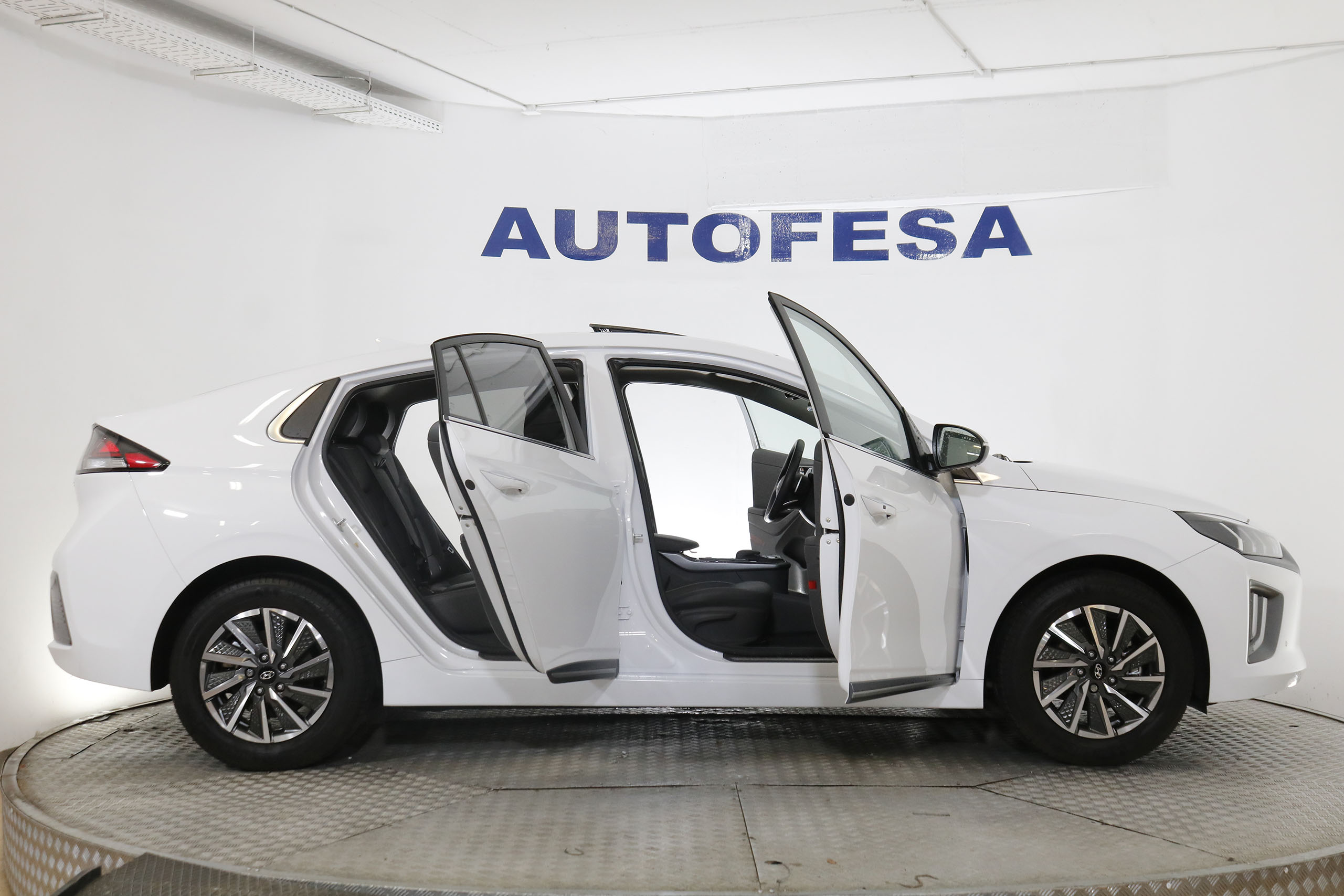 Hyundai Ioniq Style Electrico 136cv Auto 5P # GARANTIA FAB 08/2025, NAVY, CUERO, TECHO ELECTRICO foto 11