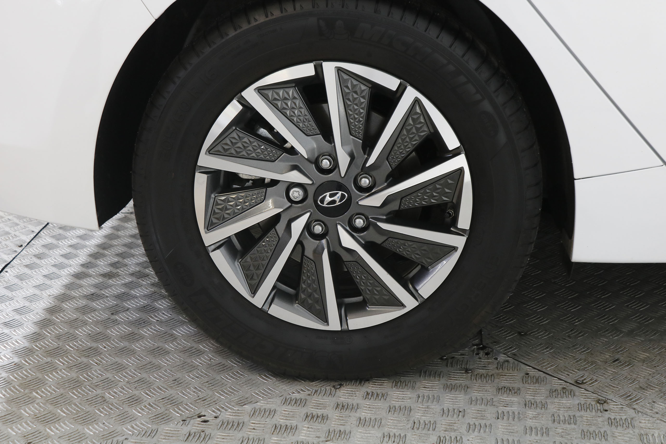 Hyundai Ioniq Style Electrico 136cv Auto 5P # GARANTIA FAB 08/2025, NAVY, CUERO, TECHO ELECTRICO foto 28