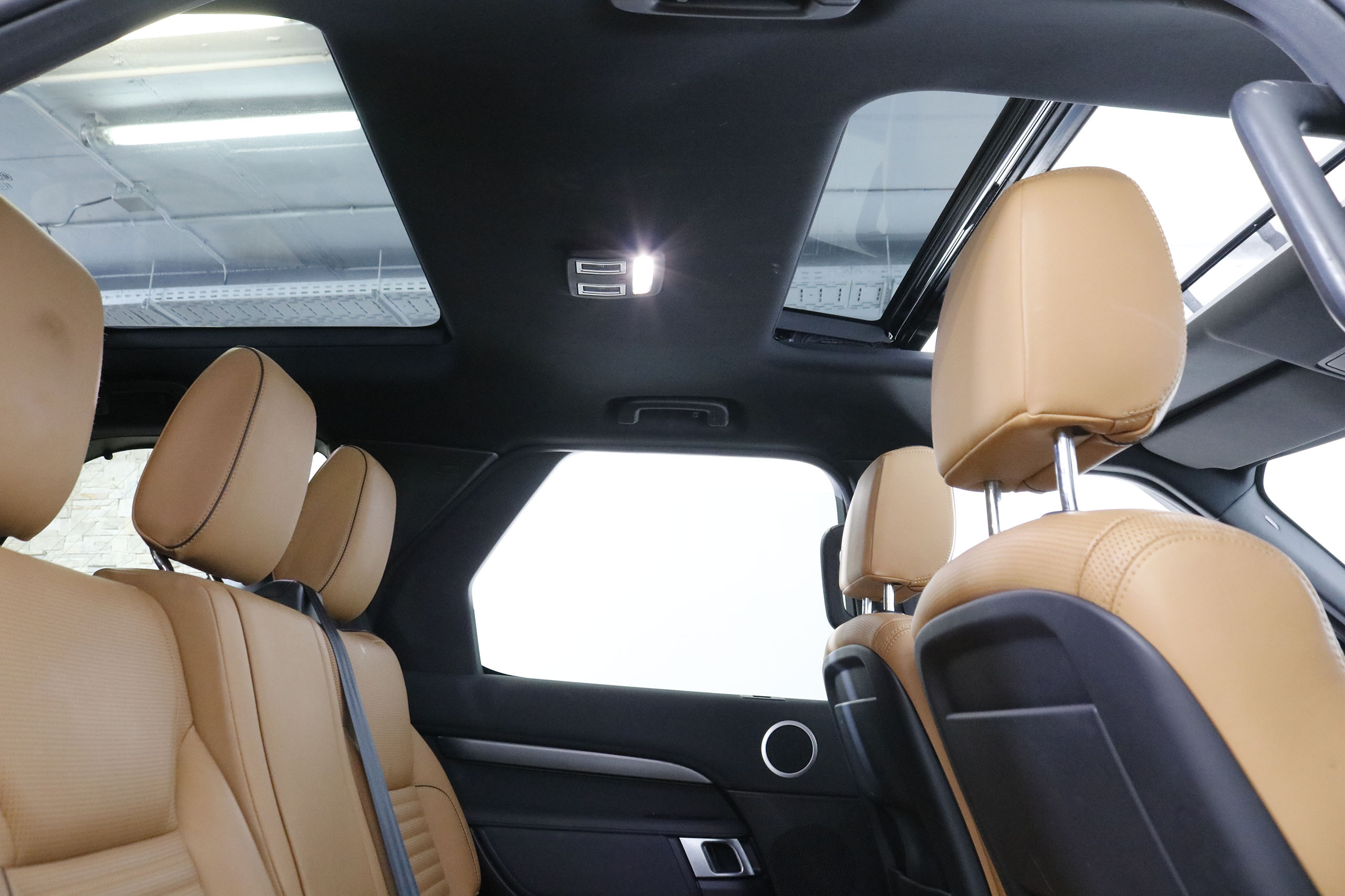 Land Rover Discovery 3.0 SDV6 HSE AUTO 7 PLAZAS 306CV 5P # TECHO,CUERO,NAVY foto 19