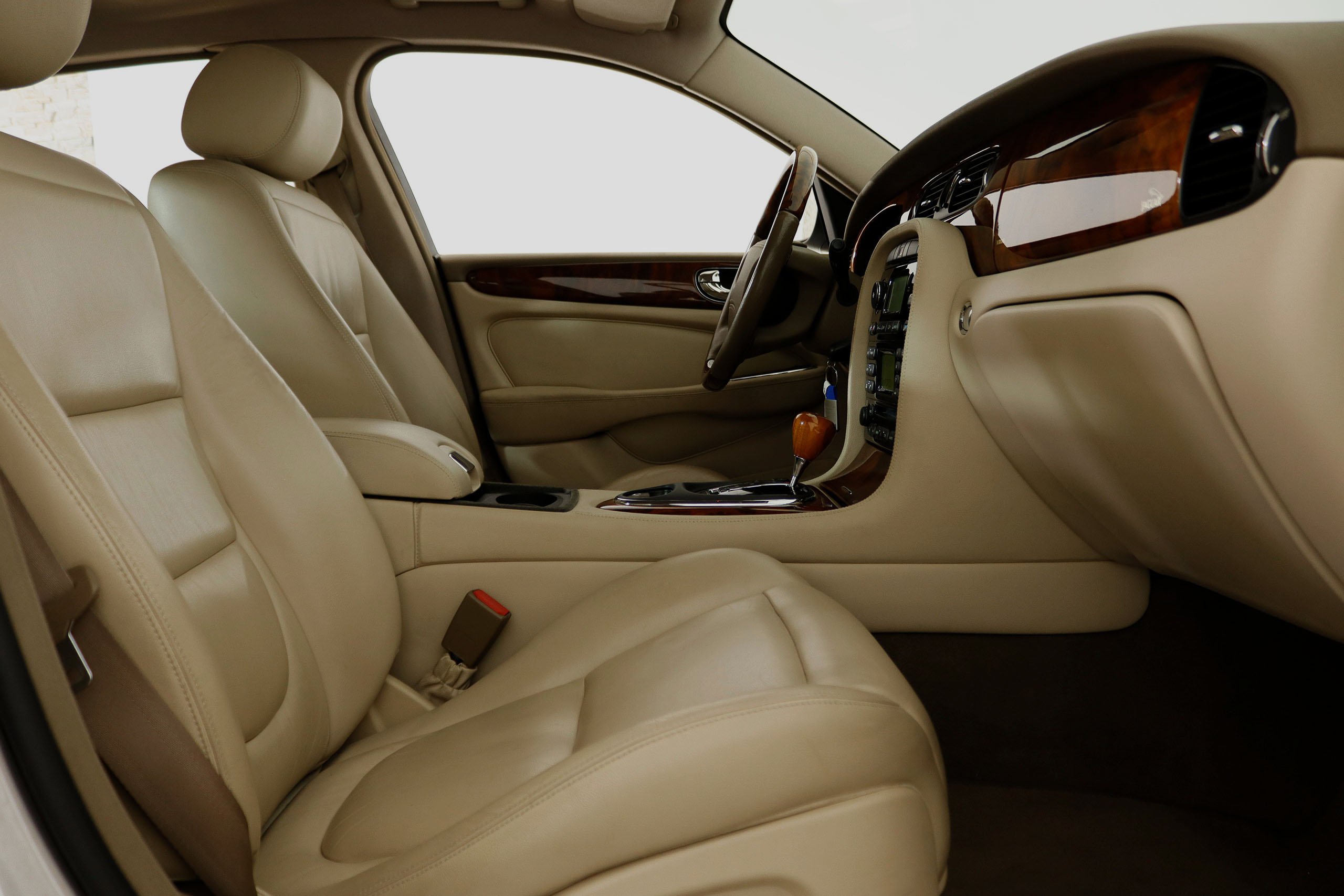 Jaguar Xj8 4.2 V8 Auto 300cv Ejecutive 4P # CUERO foto 22