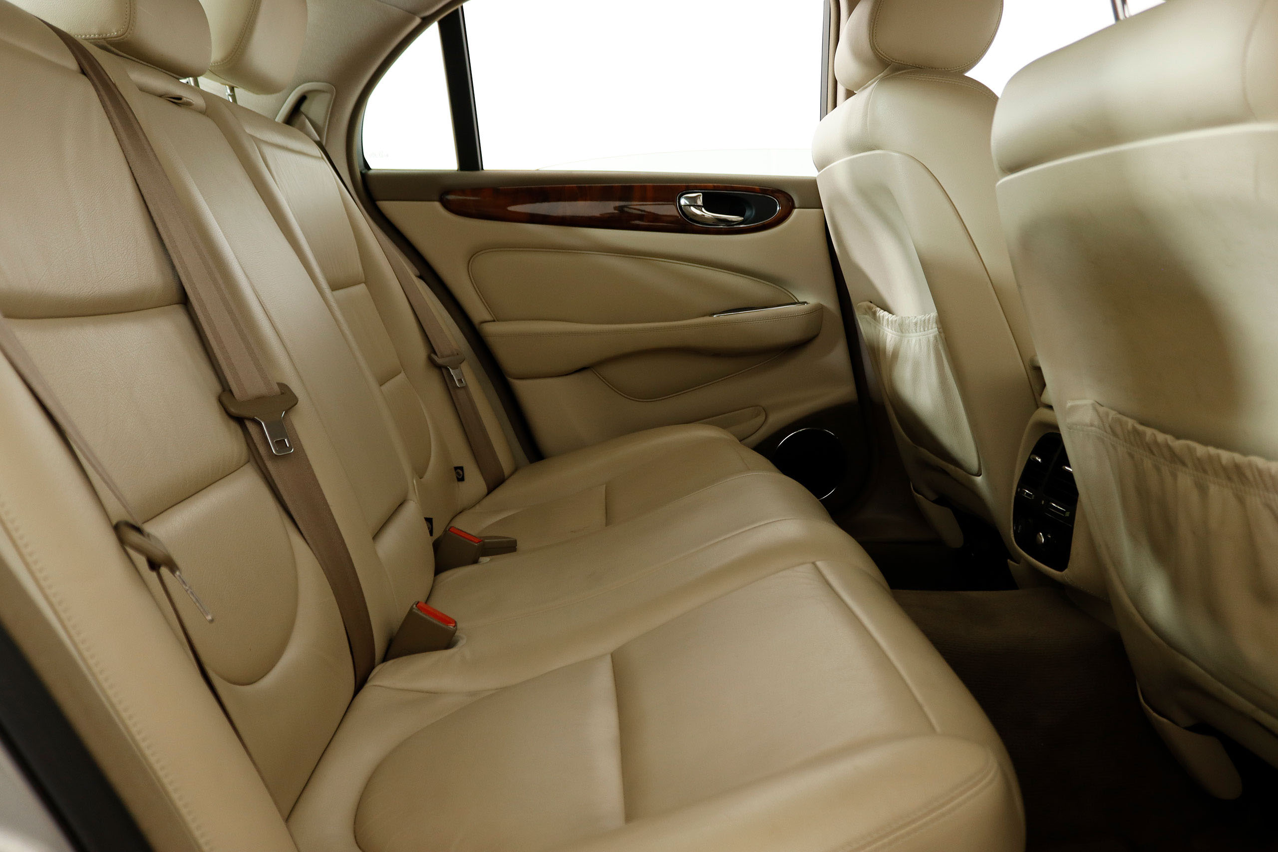 Jaguar Xj8 4.2 V8 Auto 300cv Ejecutive 4P # CUERO foto 23