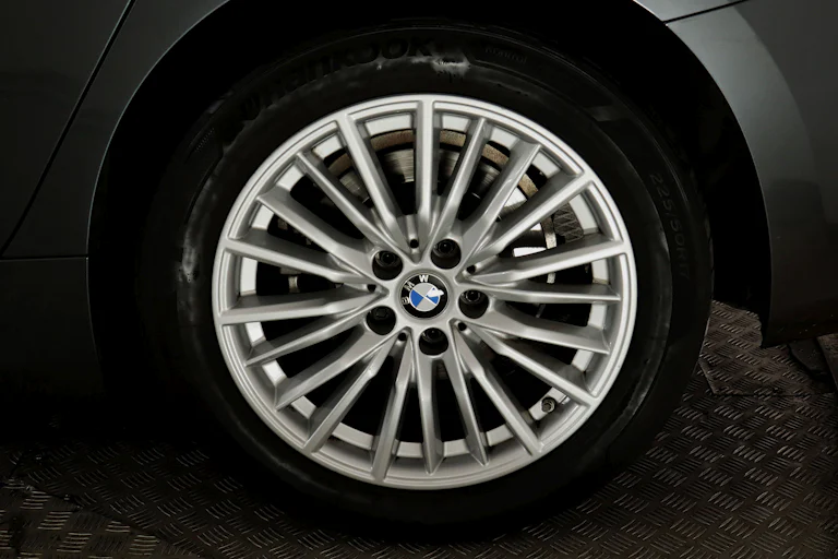 BMW 320 2.0 Luxury Line Auto 184cv S/S # IVA DEDUCIBLE, NAVY, CUERO foto 28