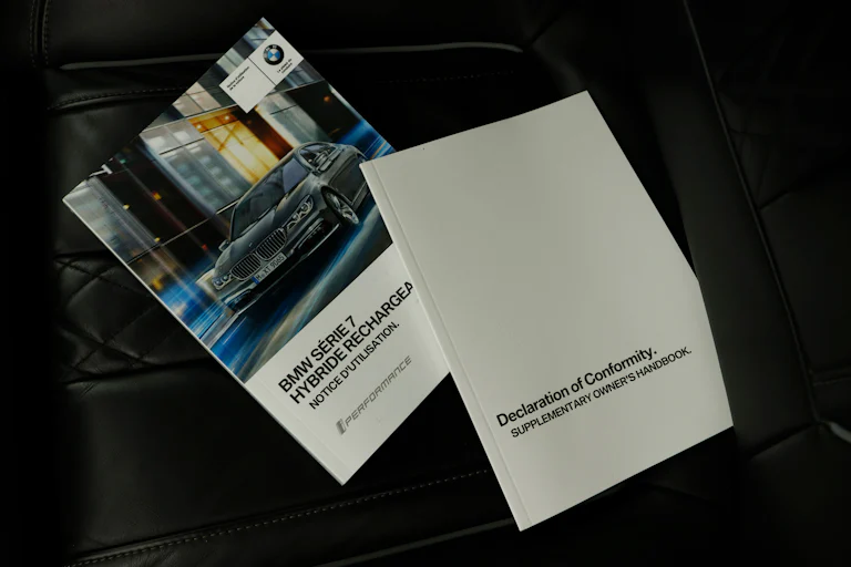 BMW 740 2.0 iPerformance Exclusive 326cv 4P Auto # IVA DEDUCIBLE, NAVY, CUERO, TECHO foto 33