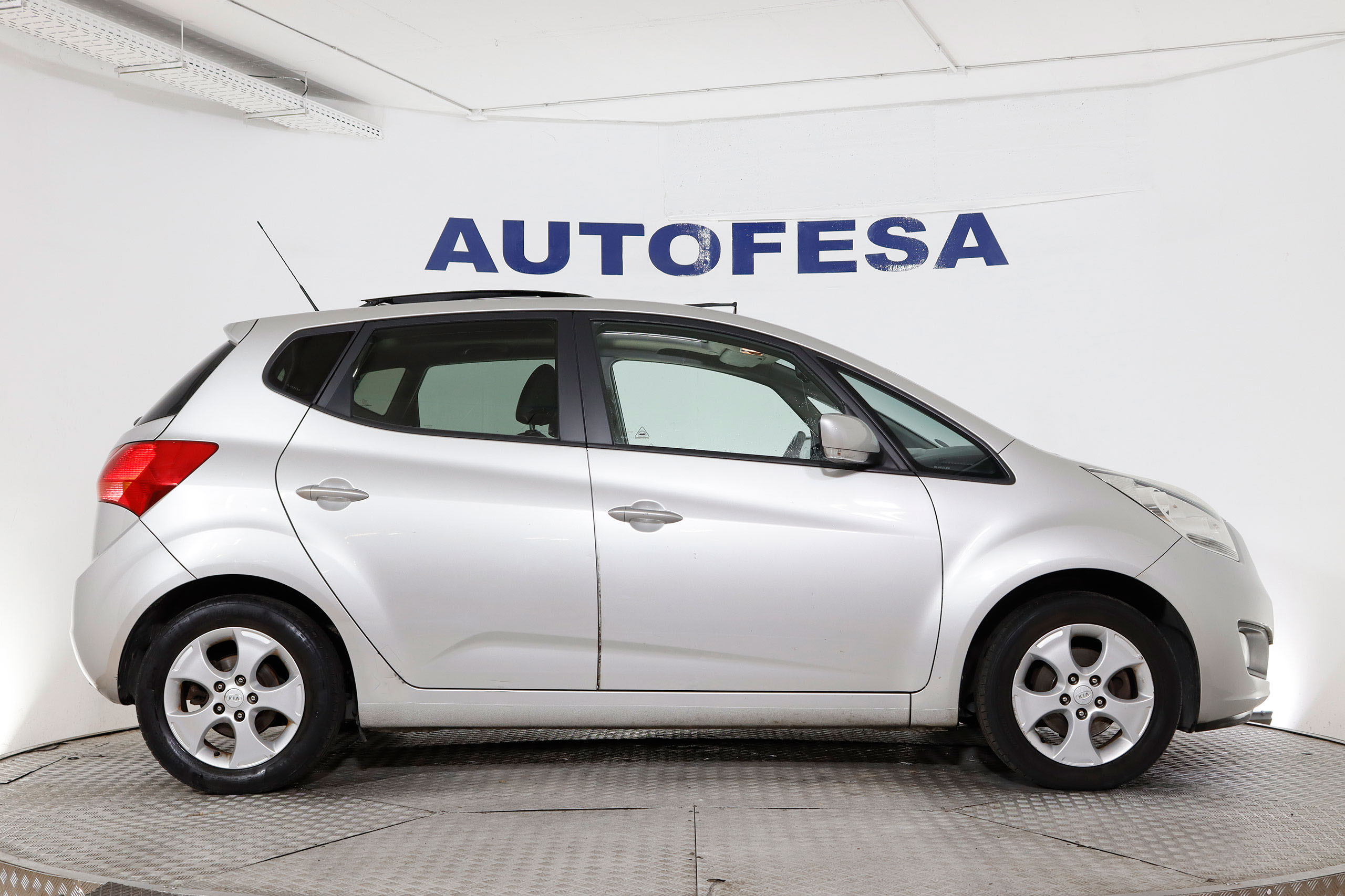 Kia Venga VENGA 1.6 TECHO PREMIUM 125CV 5P foto 9
