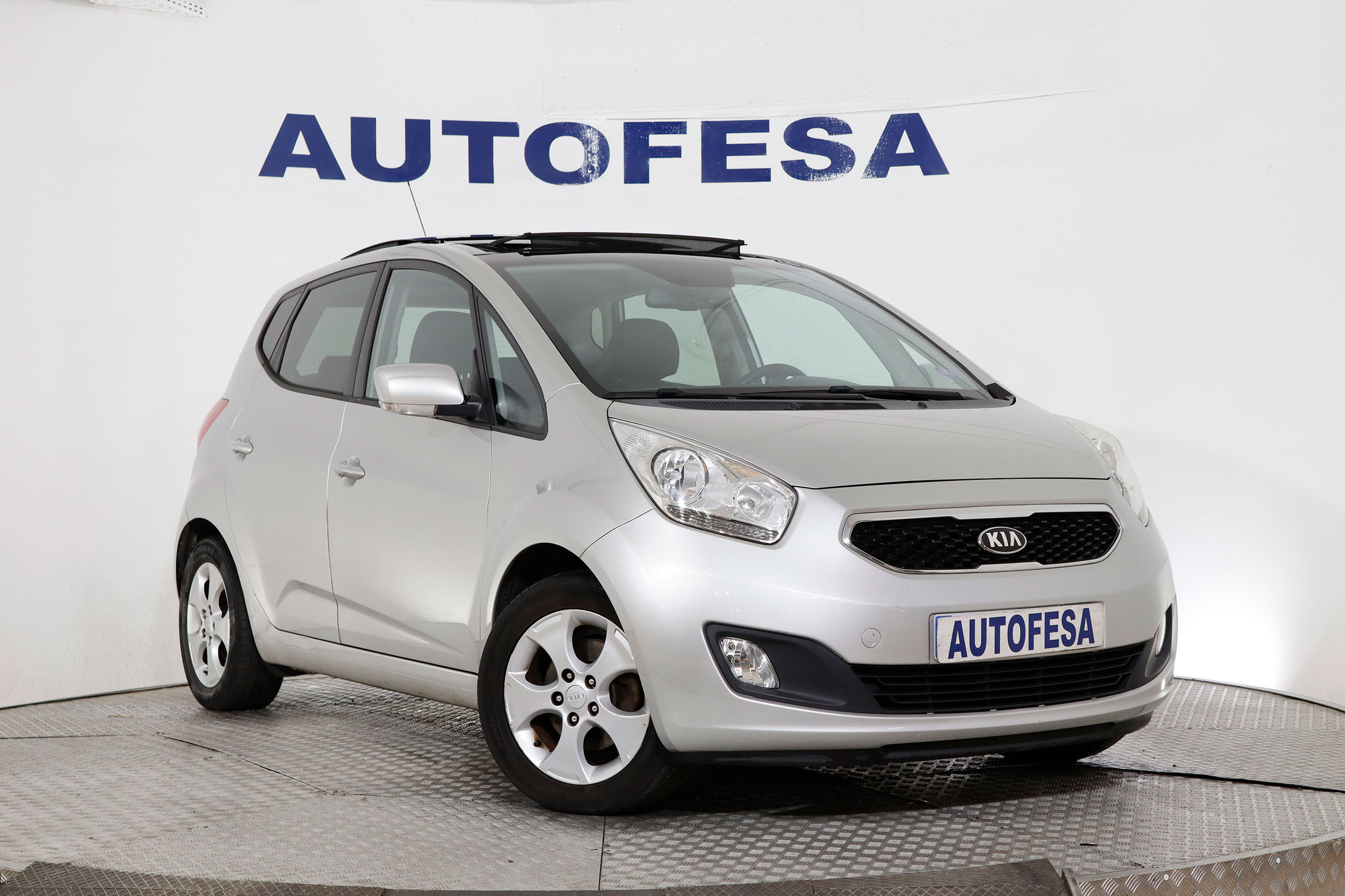 Kia Venga VENGA 1.6 TECHO PREMIUM 125CV 5P foto 3