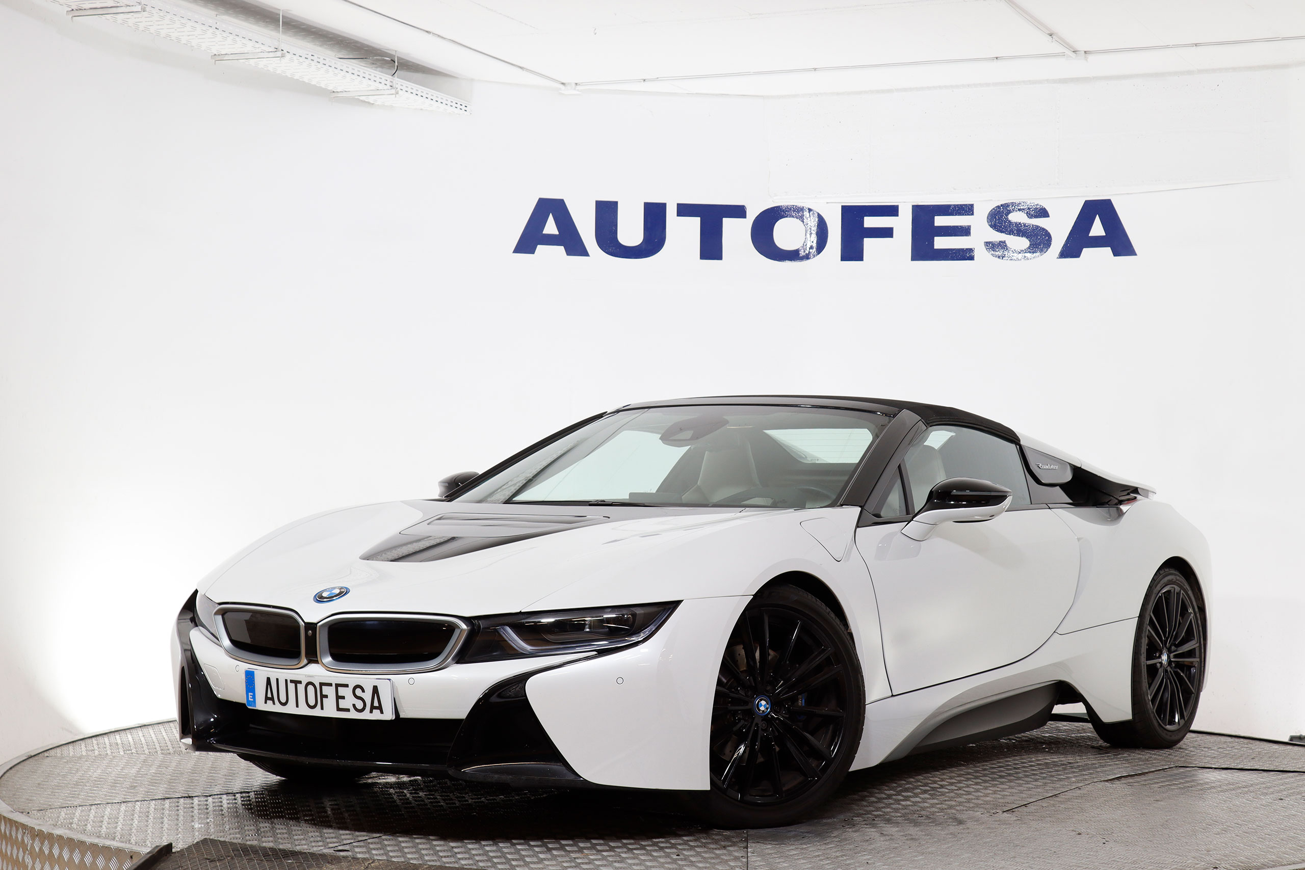 BMW I8 Roadster Híbrido Enchufable 367cv Auto 2P # CUERO, NAVY, FAROS LED foto 1