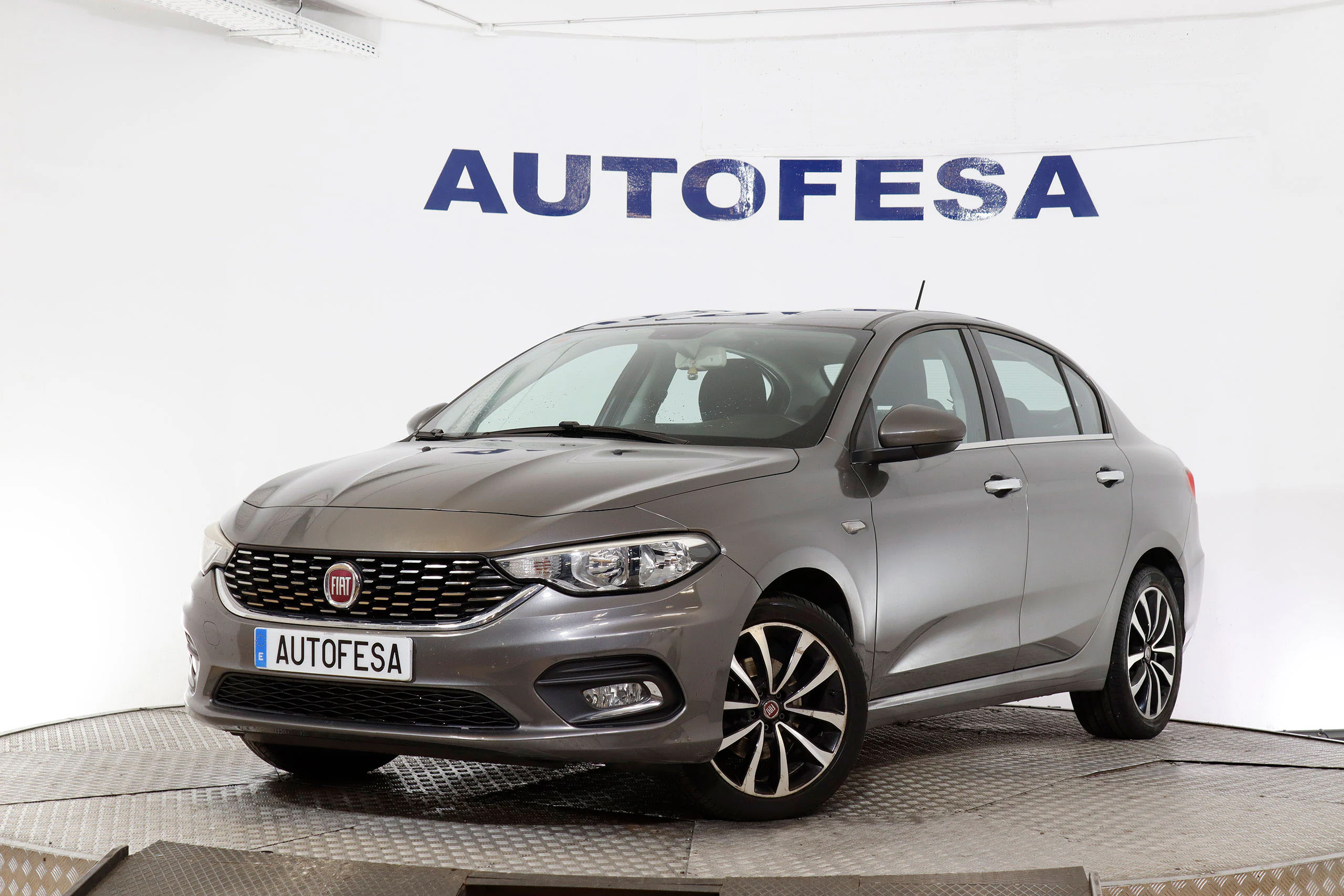 Fiat Tipo 1.6 Opening Edition Plus 120cv 4P # NAVY, PARKTRONIC, BLUETOOTH - Foto 1
