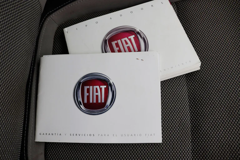 Fiat Tipo 1.6 Opening Edition Plus 120cv 4P # NAVY, PARKTRONIC, BLUETOOTH foto 25