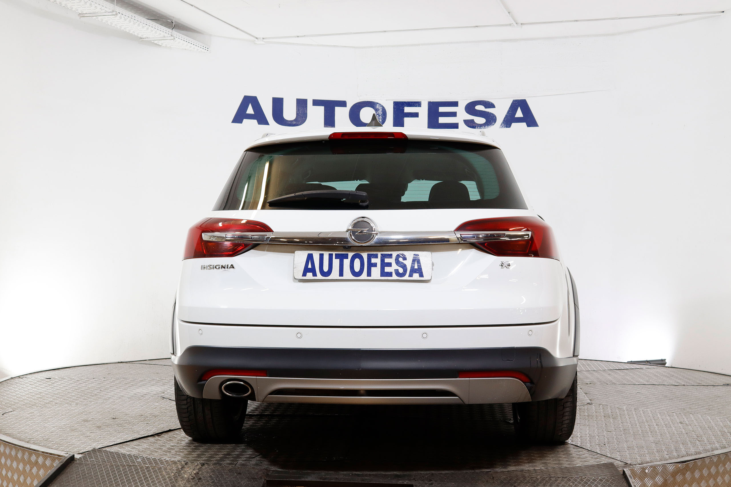 Opel Insignia Country Tourer 2.0 CDTI 4X4 170cv 5P S/S # NAVY, CUERO, BIXENON ,CAMARA TRASERA foto 7