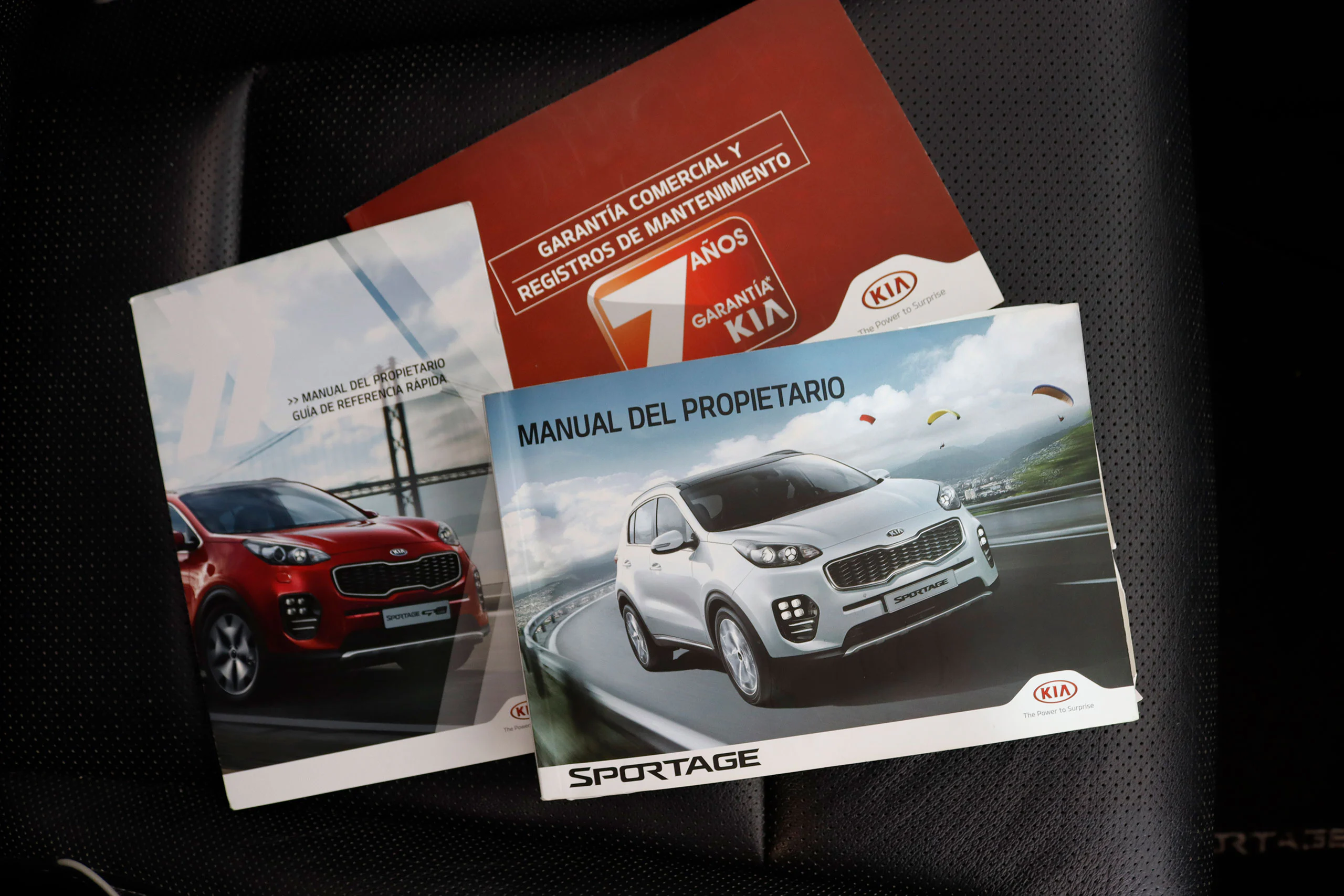 Kia Sportage 1.6 CRDI GT-Line 4WD 136cv Auto 5P # NAVY, CUERO, TECHO ELEC PANORAMICO, BIXENON - Foto 29