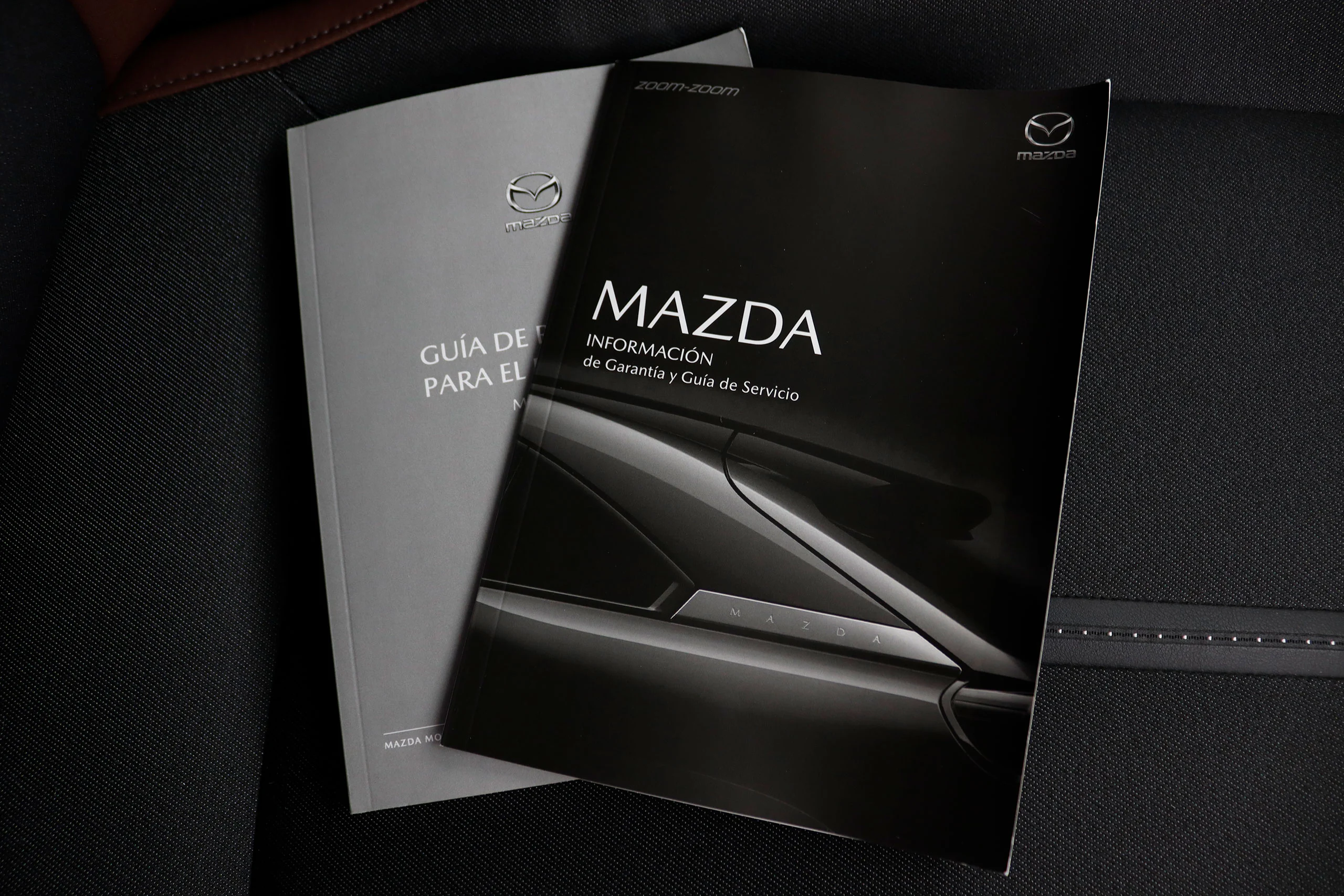 Mazda MX-30 E-Skyactive Zenith Vintage 143cv Auto 5P # IVA DEDUCIBLE, NAVY, CAMARA 360, FAROS LED - Foto 27