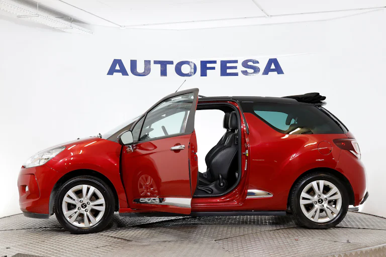 DS DS 3 1.2 CABRIO 110cv SO CHIC 3P S/S # NAVY, PARKTRONIC foto 15