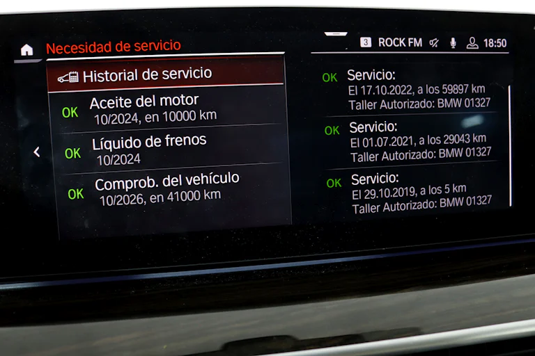 BMW 530 X-DRIVE LUXURY LINE AUTO 252cv 4P S/S # IVA DEDUCIBLE, NAVY, CUERO, FAROS LED foto 29