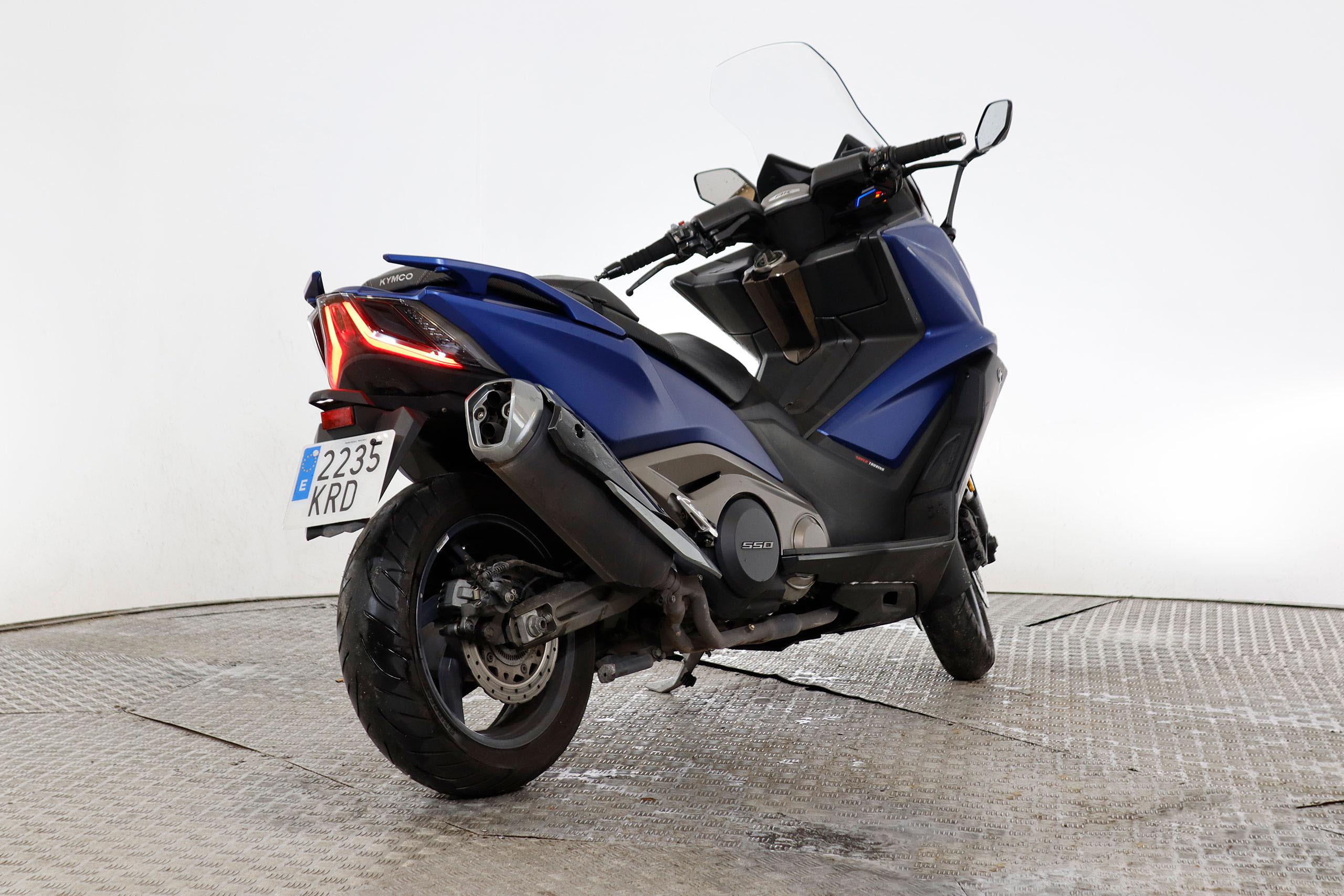 Kymco AK 550 54cv ABS # FAROS LED foto 6