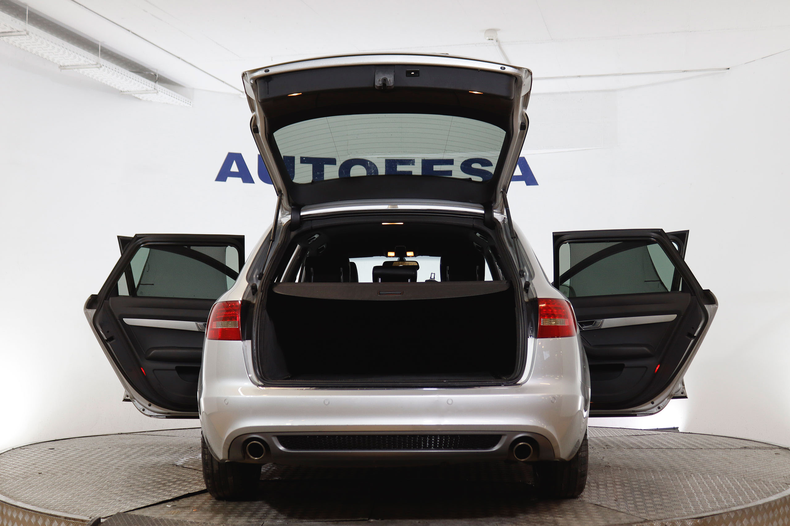 Audi A6 AVANT 3.0 TDI S-Line Quattro 240cv Auto 5P # NAVY, CUERO, BIXENON foto 13