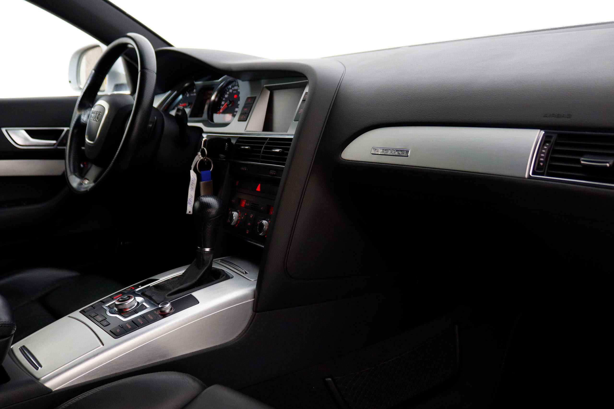 Audi A6 AVANT 3.0 TDI S-Line Quattro 240cv Auto 5P # NAVY, CUERO, BIXENON foto 18