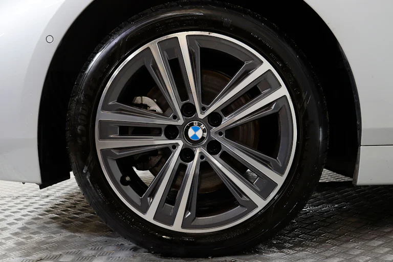 BMW 116 116cv Auto 5P S/S # IVA DEDUCIBLE, NAVY, FAROS LED foto 27